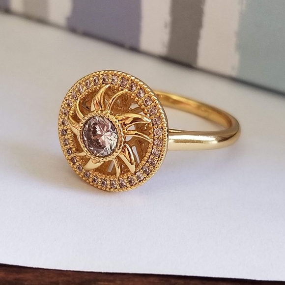 New 18K Gold Plated Diamond Circle Sun Ring for Women - Picture 7 of 8